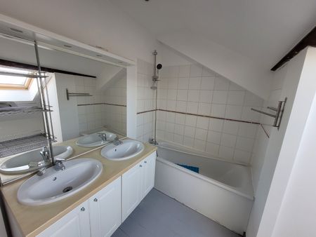 Location Appartement 3 pièces 60m² TOURCOING 59200 - Photo 3