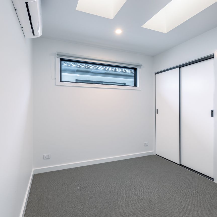 1230A North Road, Oakleigh South VIC 3167 - Townhouse For Rent | Domain - Photo 1