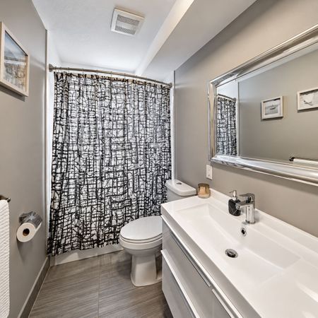 For Lease - 4538 Huron Street Unit# 2, Niagara Falls, Ontario - Photo 5
