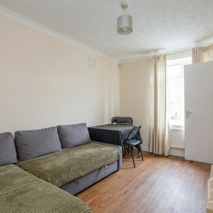 5 bedroom house to rent - Photo 1