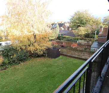 Dean Court, Broad Street - Photo 2