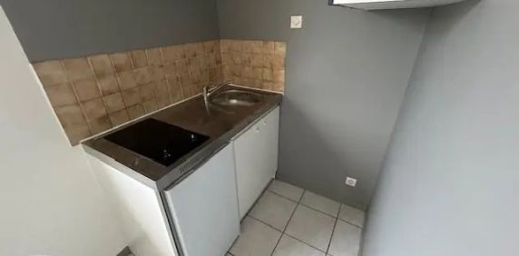 Appartement à louer 1 pièce 20.68m² - Photo 2