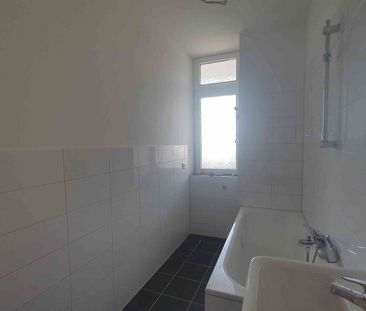 Viel Platz für die ganze Familie! Auch WG-geeignet! - Foto 1