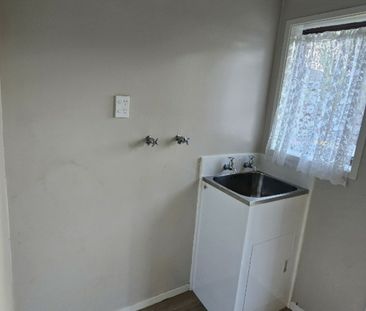 COSY ON CARRUTH - Photo 1