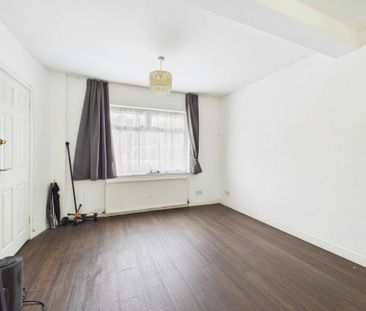 1 bedroom semi-detached house to rent - Photo 4