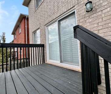 For Lease - 2384 Hollybrook Drive, Oakville, Ontario - Photo 5