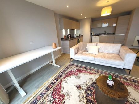 Room in a Shared Flat, Wandle Road, CR0 - Photo 2