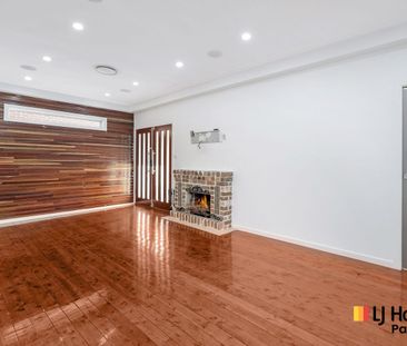 Modern 4-Bedroom Family Home with Entertaining Space - Photo 1