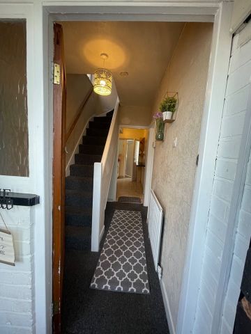 3 Bed Semi-Detached House, Old Bromford Lane, B8 - Photo 5
