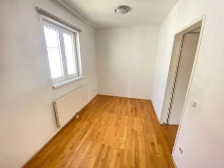 TEILMÖBLIERTE 3 ZIMMER-ALTBAUWOHNUNG - GÜRTELSTRASSE 27 - Photo 3