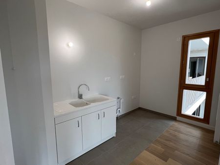 Location Appartement 2 pièces 49m² DARDILLY 69570 - Photo 2