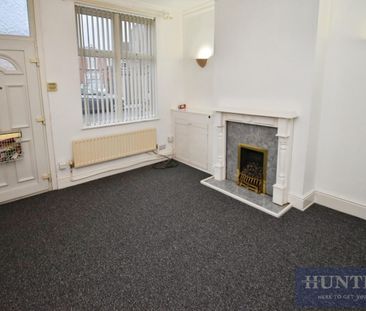 2 bedroom House To Let Total Size: 937 SQ FT - Photo 1