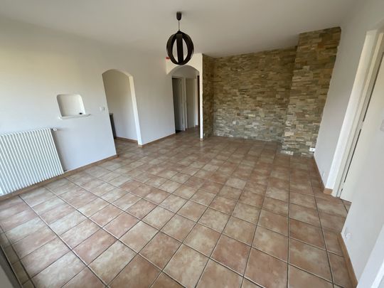 Location Appartement 4 pièces 70m² LA TRINITE 06340 - Photo 1