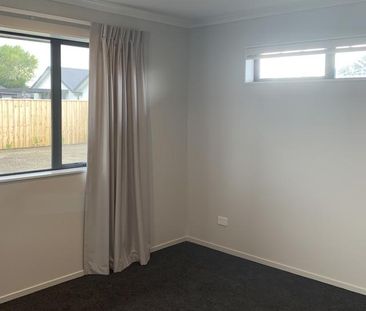 Spacious family home - Photo 5