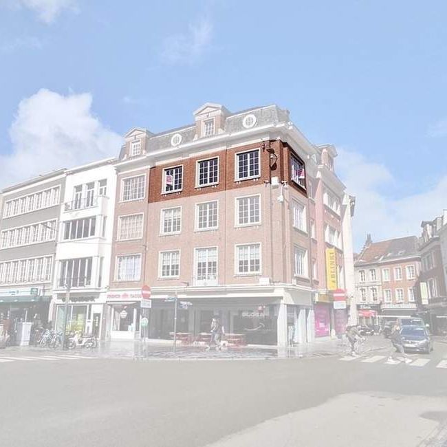 Appartement te huur in Kortrijk voor € 725 met 2 slaapkamers - Photo 1