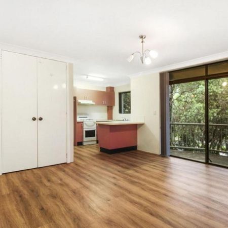 9 / 2-4 Hindmarsh Avenue, North Wollongong, NSW 2500 - Photo 4
