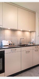 Generous apartment with impressive far-reaching views - Foto 3