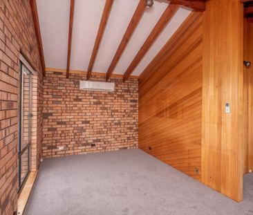 Charming Two-Bedroom Cottage in Berriedale - Photo 3