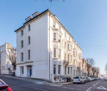 2 Bed Flat, Cambridge Road, BN3 - Photo 1