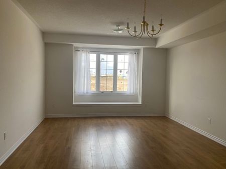 For Lease - 157 Rustle Woods Avenue, Markham, Ontario - Photo 3
