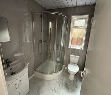 Room in a Shared House, Western Elms, RG30 - Photo 4