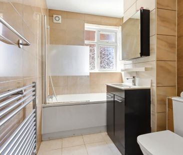 1 Bed Flat, Solar Court, N3 - Photo 6