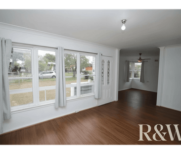 PRIME LOCATION - Photo 1