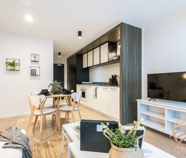 Furnished 2 Bedroom 1 Study 1 Bath Apartment close to Victorian Gardens! - Photo 1