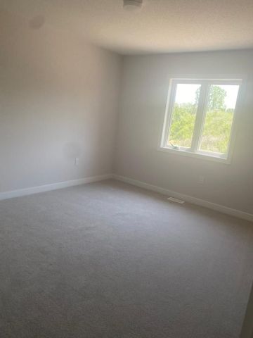 For Lease - 22 Bird Street, Norfolk, Ontario - Photo 4