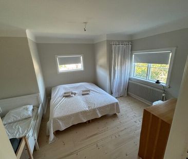 Charmigt hus i populära Södra Gribbylund – uthyres minst 2 år - Foto 6