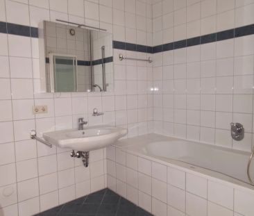 Zentrale 3-Zimmer-Wohnung mit Loggia in Wels Innenstadt | TG-Stellp... - Foto 2