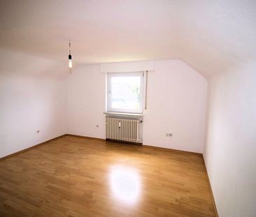 Helle 2 ½-Zimmer-Dachgeschoss-Mietwohnung - Photo 5