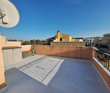 Ref. 7809 | Detached 3-Bedroom House with Private Solarium - Photo 1