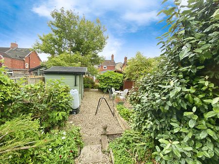 3 bedroom terraced house to rent - Photo 3