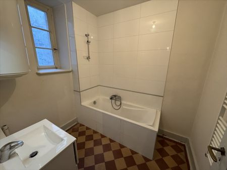 Location Appartement 2 pièces 60m² - Photo 2