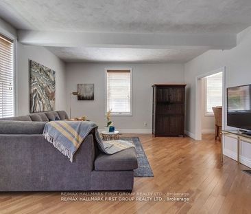 For Lease - 26 Whiting Avenue Unit# Main & 2nd Level, Oshawa, Ontario - Photo 1