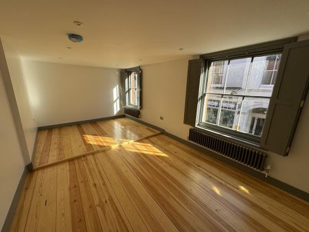 2 bedroom maisonette to rent - Photo 3