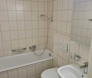 APPARTEMENT DE 2 PIECES moderne au 2ème étage avec ascenseur - Photo 1