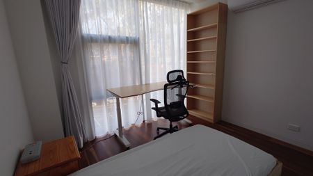 North Melbourne - Photo 3