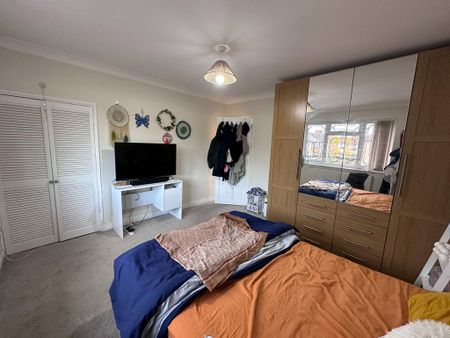 2 bedroom terraced house to rent - Photo 4