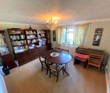 4 bedroom detached house to rent - Photo 2