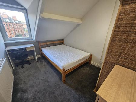 4 bedroom house to rent - Photo 3