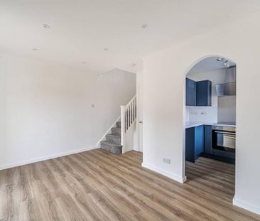 1 bedroom terraced house to rent - Photo 3