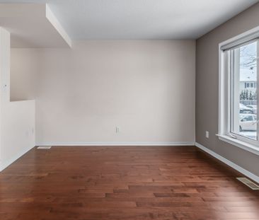 For Lease - 3389 Cambrian Road, Barrhaven, Ontario - Photo 2