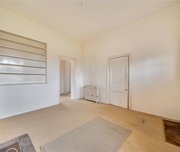 4 bedroom terraced house to rent - Photo 6