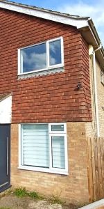 Field Avenue, Canterbury, CT1 1TR, Kent - Photo 4