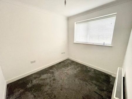 Aberporth Road, CARDIFF - Photo 5