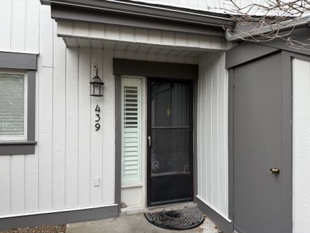 For Lease - 439 Oxbow Crescent, Collingwood, Ontario - Photo 3