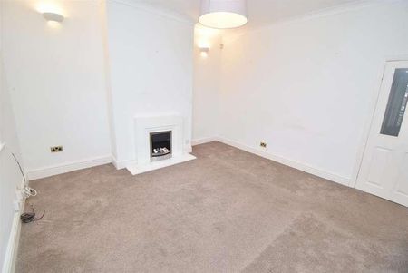 Ledger Lane, Wakefield, WF1 - Photo 2