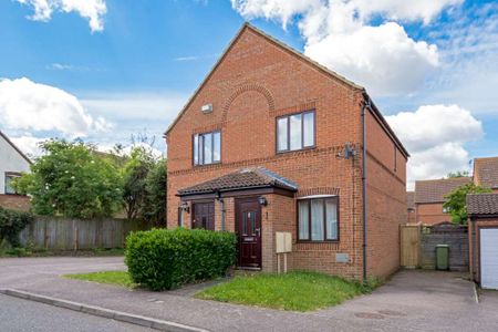 Price £1,275 pcm - Available 15/01/2026 - Unfurnished - Photo 2